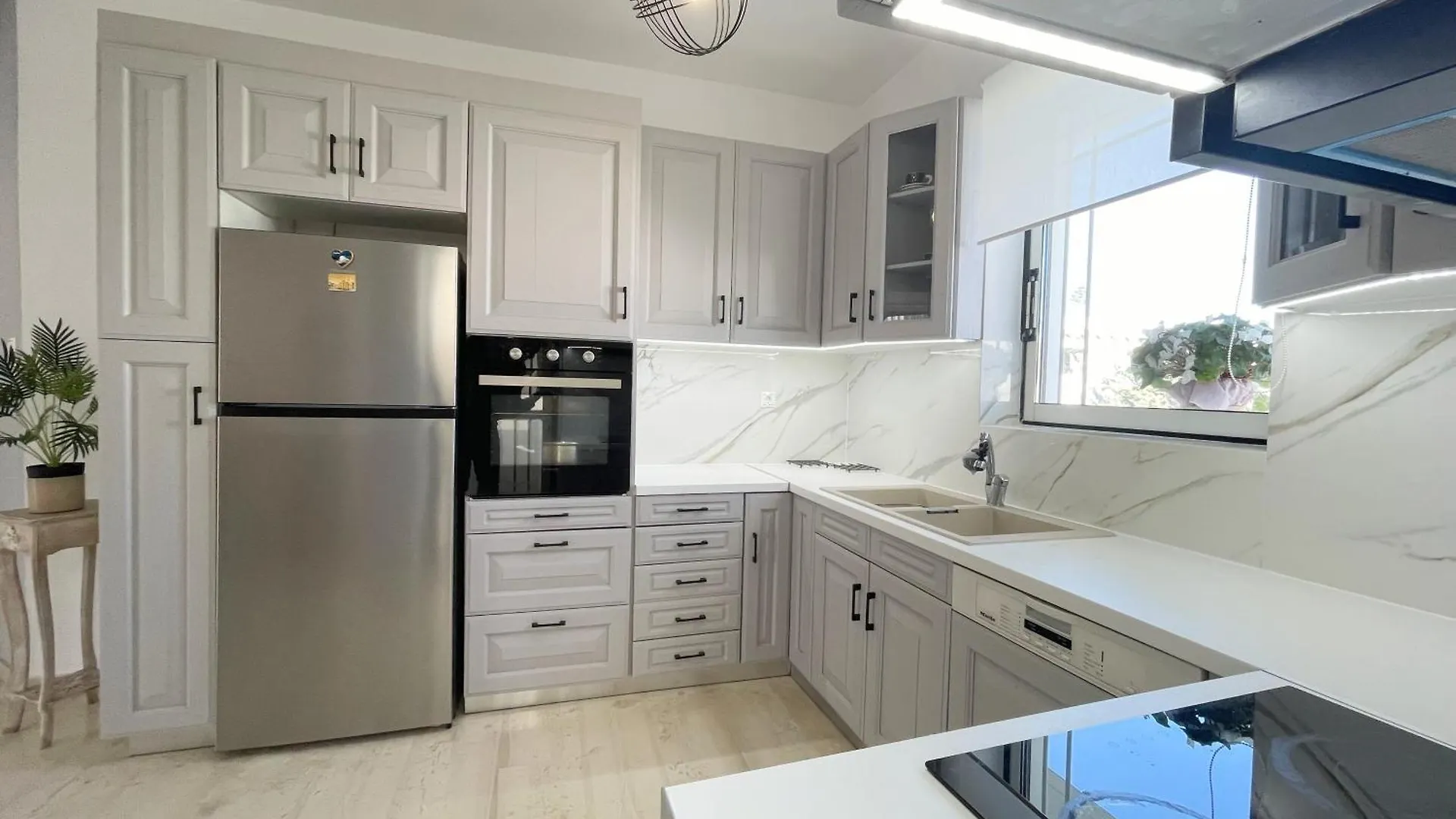 Sunset Seaside Apartments & Studios Rethymno  Rethymno (Crete)