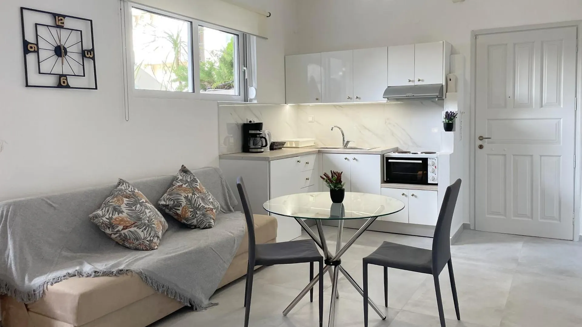 Sunset Seaside Apartments & Studios Rethymno